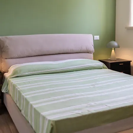 Alloggio per agriturismo Il Casale Degli Ulivi - *